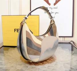 Picture of Fendi Handbags _SKUfw237493541fw